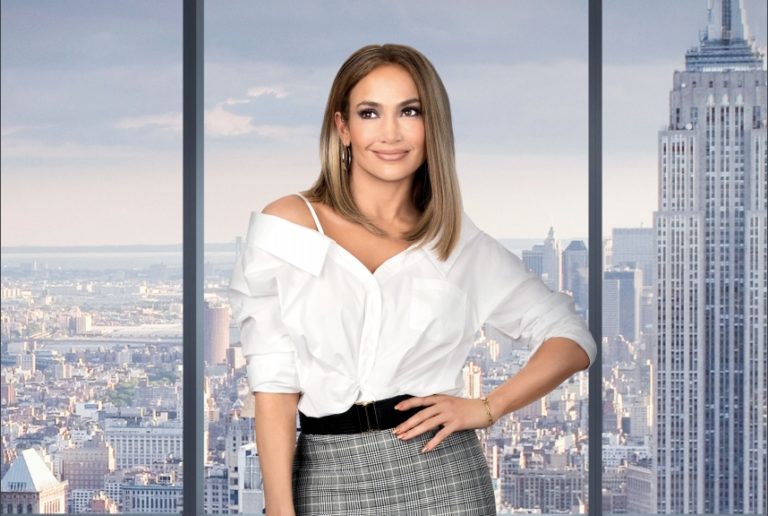 Cómo es el look working girl de 2019 según Jennifer Lopez